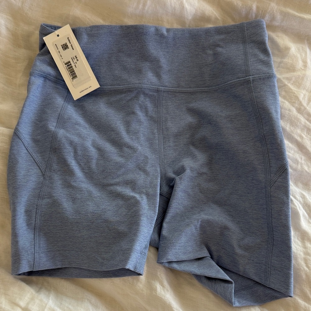NWT Outdoor Voices Warmup Shorts